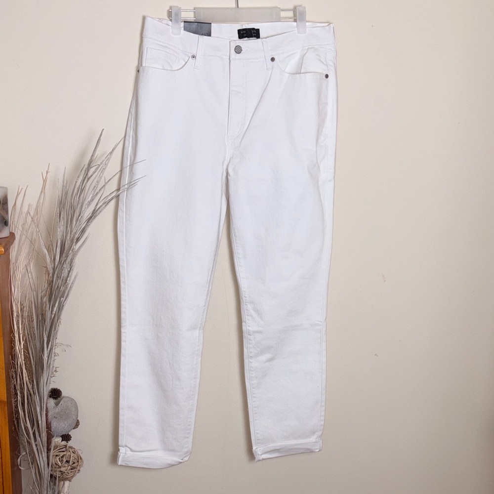 Banana Republic Curvy Girlfriend Low-rise White Jeans
